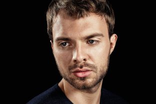 Maarten de Groot | Photographer - Thinking